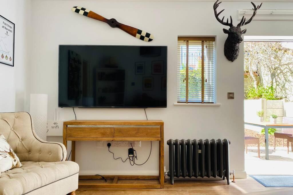 Apartment Luxury Apartment-golden Triangle, Parking & Garden *